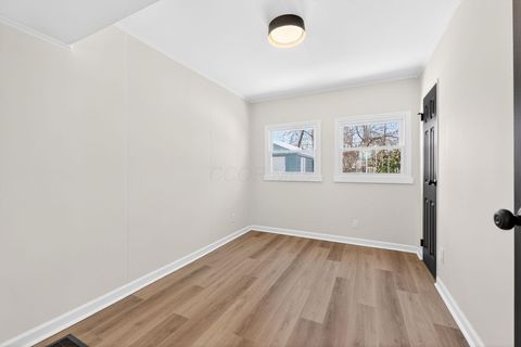 Tiny photo for 177 S Hampton Road, Columbus, OH 43213 (MLS # 226002714)