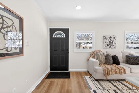 Tiny photo for 177 S Hampton Road, Columbus, OH 43213 (MLS # 226002714)