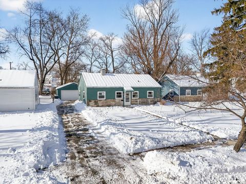 Tiny photo for 177 S Hampton Road, Columbus, OH 43213 (MLS # 226002714)