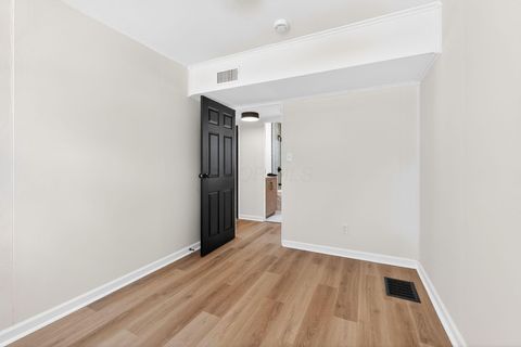 Tiny photo for 177 S Hampton Road, Columbus, OH 43213 (MLS # 226002714)