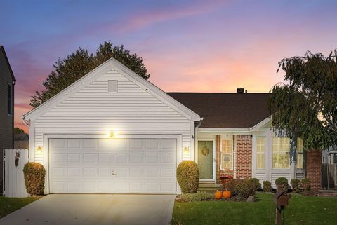 Photo of 8582 Old Ivory Way, Blacklick, OH 43004 (MLS # 225042773)