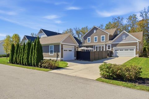 Tiny photo for 5675 Evans Farm Drive, Lewis Center, OH 43035 (MLS # 226039360)