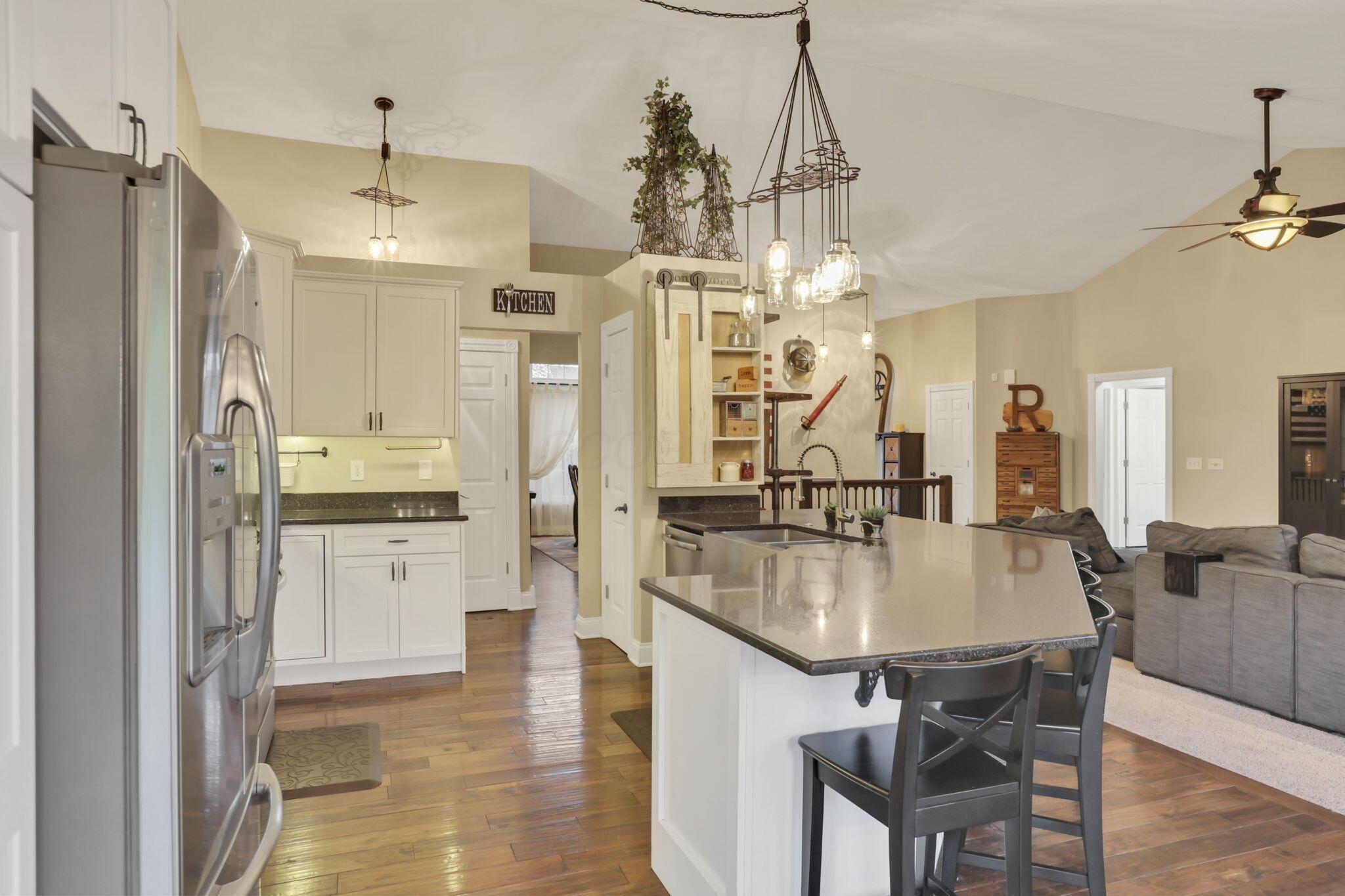 4650 Commons Park Drive, New Albany, Ohio image 16