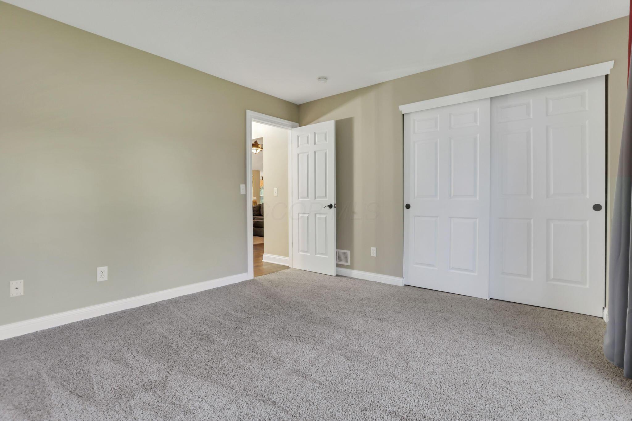 4650 Commons Park Drive, New Albany, Ohio image 37
