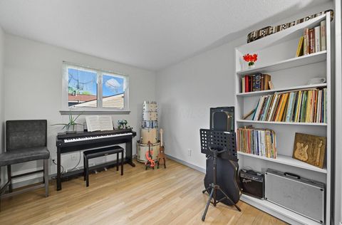 Tiny photo for 2627 Hubbell Road, Columbus, OH 43232 (MLS # 225037682)