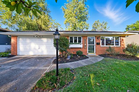 Photo of 2627 Hubbell Road, Columbus, OH 43232 (MLS # 225037682)