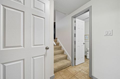 Tiny photo for 2627 Hubbell Road, Columbus, OH 43232 (MLS # 225037682)