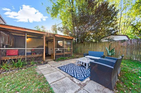 Tiny photo for 2627 Hubbell Road, Columbus, OH 43232 (MLS # 225037682)