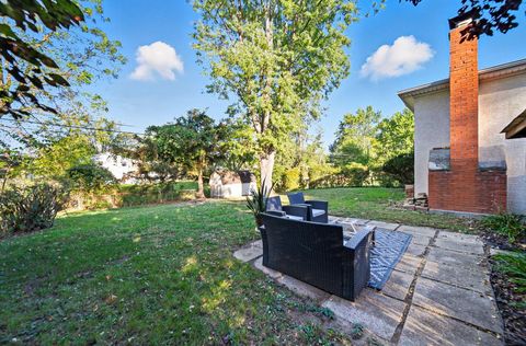 Tiny photo for 2627 Hubbell Road, Columbus, OH 43232 (MLS # 225037682)