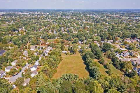 Tiny photo for 589 E College Avenue, Westerville, OH 43081 (MLS # 225037745)