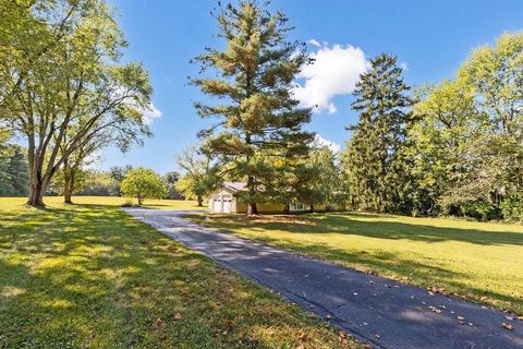 Tiny photo for 589 E College Avenue, Westerville, OH 43081 (MLS # 225037745)