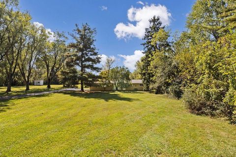 Tiny photo for 589 E College Avenue, Westerville, OH 43081 (MLS # 225037745)