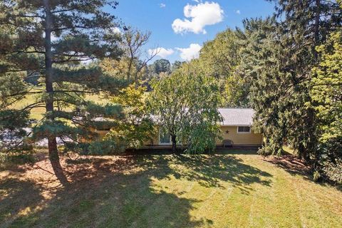 Tiny photo for 589 E College Avenue, Westerville, OH 43081 (MLS # 225037745)