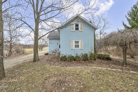 Photo of 1602 Troy Road, Delaware, OH 43015 (MLS # 226005996)