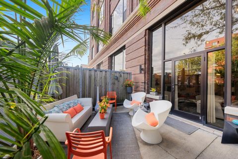 Photo of 78 E Chestnut Street 104 #104, Columbus, OH 43215 (MLS # 225038190)