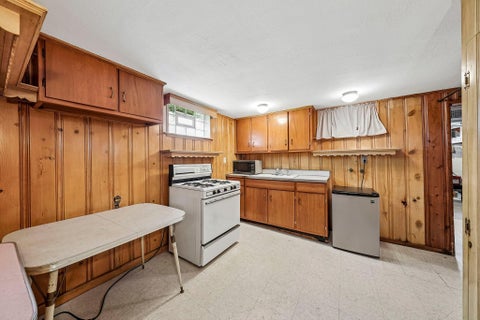 Tiny photo for 2902 Lincoln Avenue, Parma, OH 44134 (MLS # 226039291)