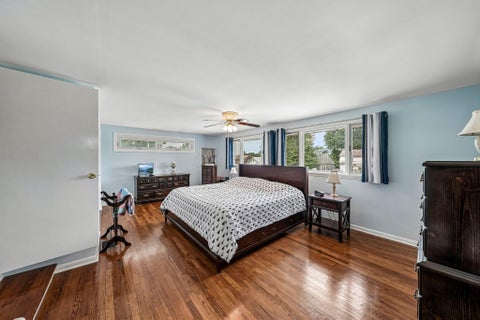 Tiny photo for 2902 Lincoln Avenue, Parma, OH 44134 (MLS # 226039291)