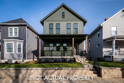 Photo of 1710 Oak Street, Columbus, OH 43205 (MLS # 226013844)