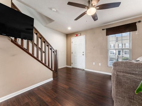 Tiny photo for 5264 Royal Arch Cascade Drive 25 #25, Dublin, OH 43016 (MLS # 225044532)