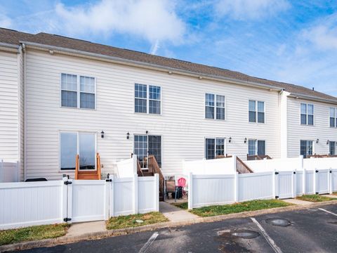 Tiny photo for 5264 Royal Arch Cascade Drive 25 #25, Dublin, OH 43016 (MLS # 225044532)