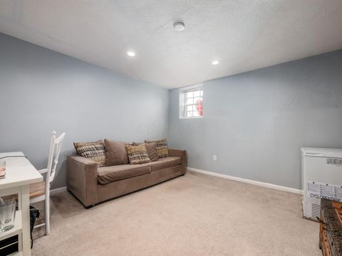 Tiny photo for 5264 Royal Arch Cascade Drive 25 #25, Dublin, OH 43016 (MLS # 225044532)