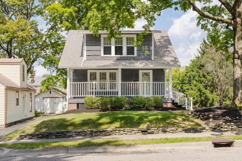 Photo of 68 Chase Road, Columbus, OH 43214 (MLS # 226034946)