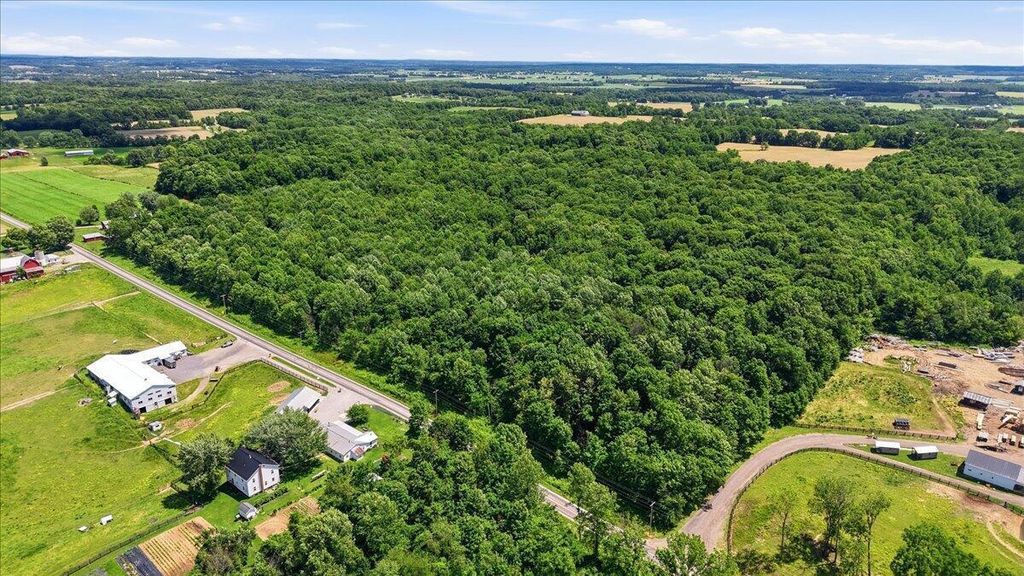 Photo of 0 Ridge Road, Fredericktown, OH 43019 (MLS # 226023032)