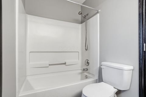 Tiny photo for 5390 Pond View Drive, Westerville, OH 43081 (MLS # 225045509)