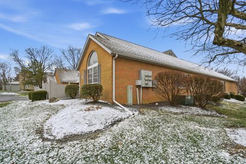 Tiny photo for 5390 Pond View Drive, Westerville, OH 43081 (MLS # 225045509)