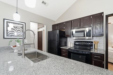 Tiny photo for 5390 Pond View Drive, Westerville, OH 43081 (MLS # 225045509)