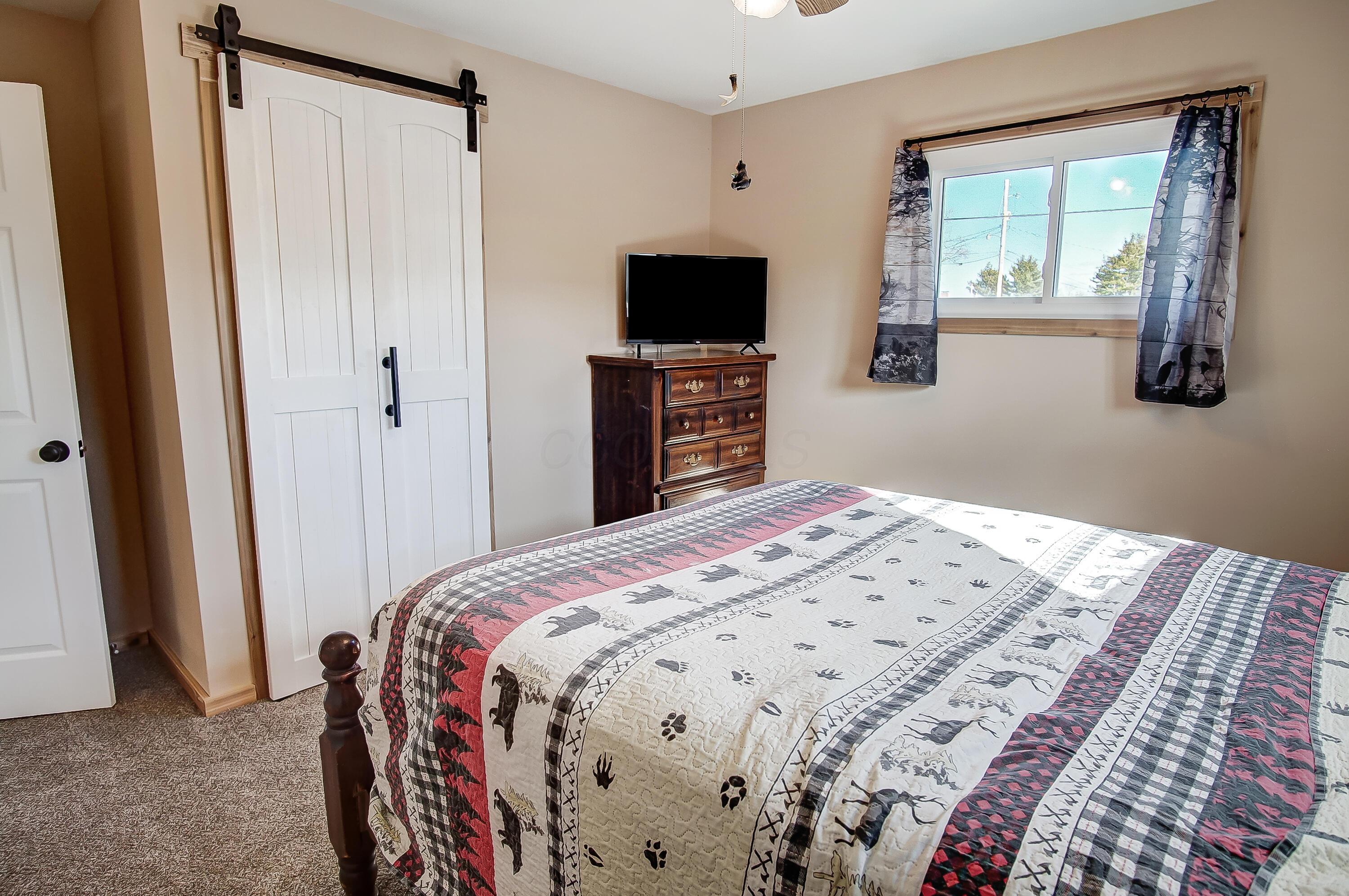 64081 Morrison Road, Cambridge, Ohio image 38