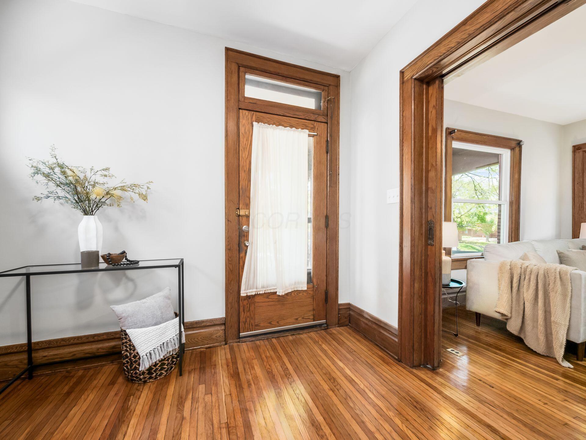 384 E 13th Avenue, Columbus, Ohio image 7