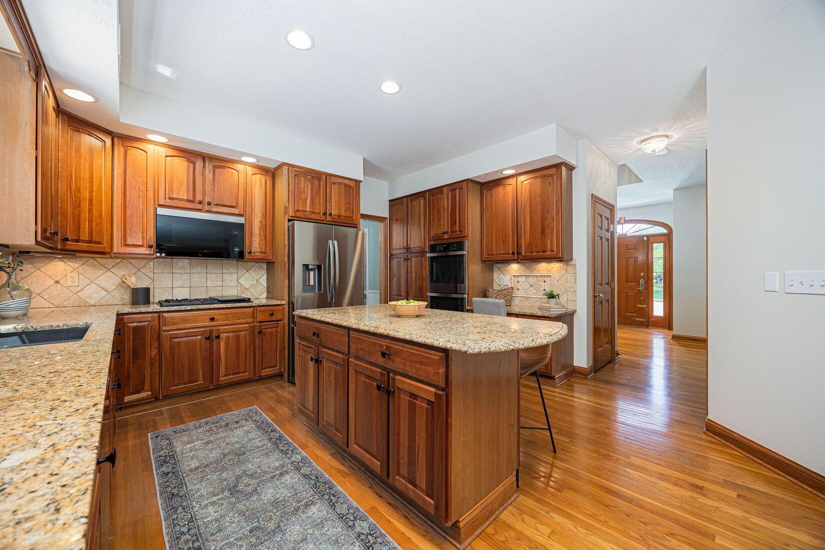 5545 Stratford Avenue, Powell, Ohio image 30