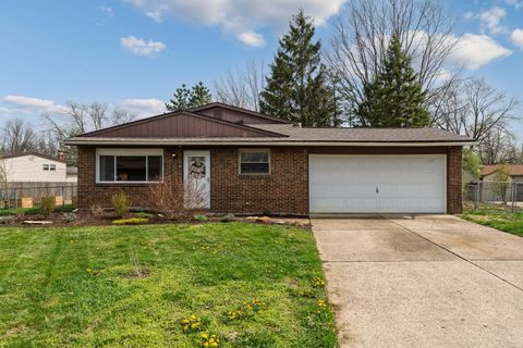 Photo of 4772 Harr Court, Columbus, OH 43231 (MLS # 226010308)