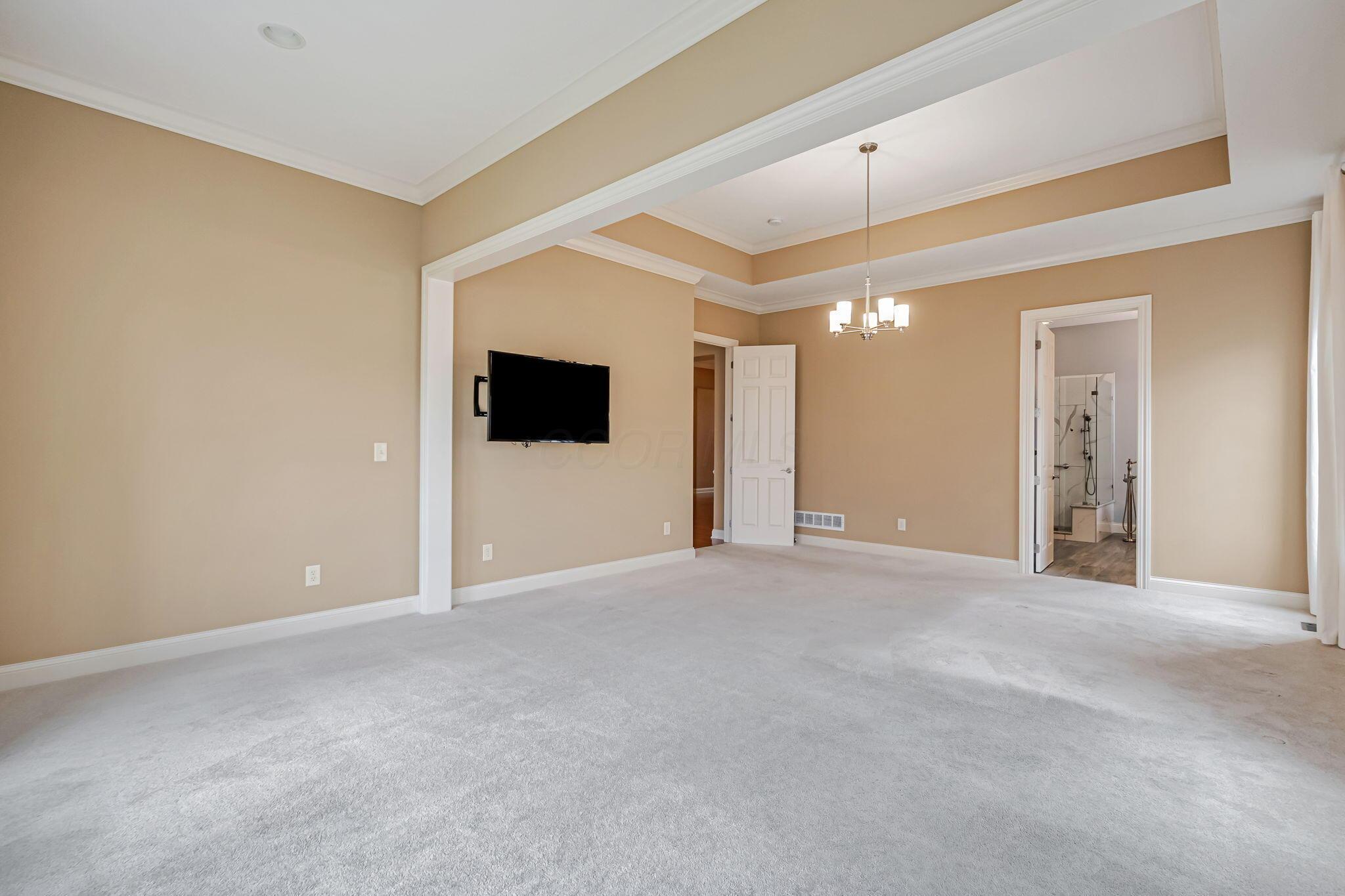 6016 Tournament Drive, Westerville, Ohio image 26