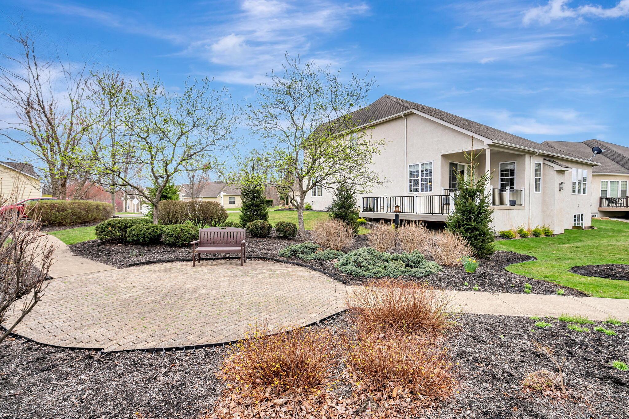 6016 Tournament Drive, Westerville, Ohio image 47