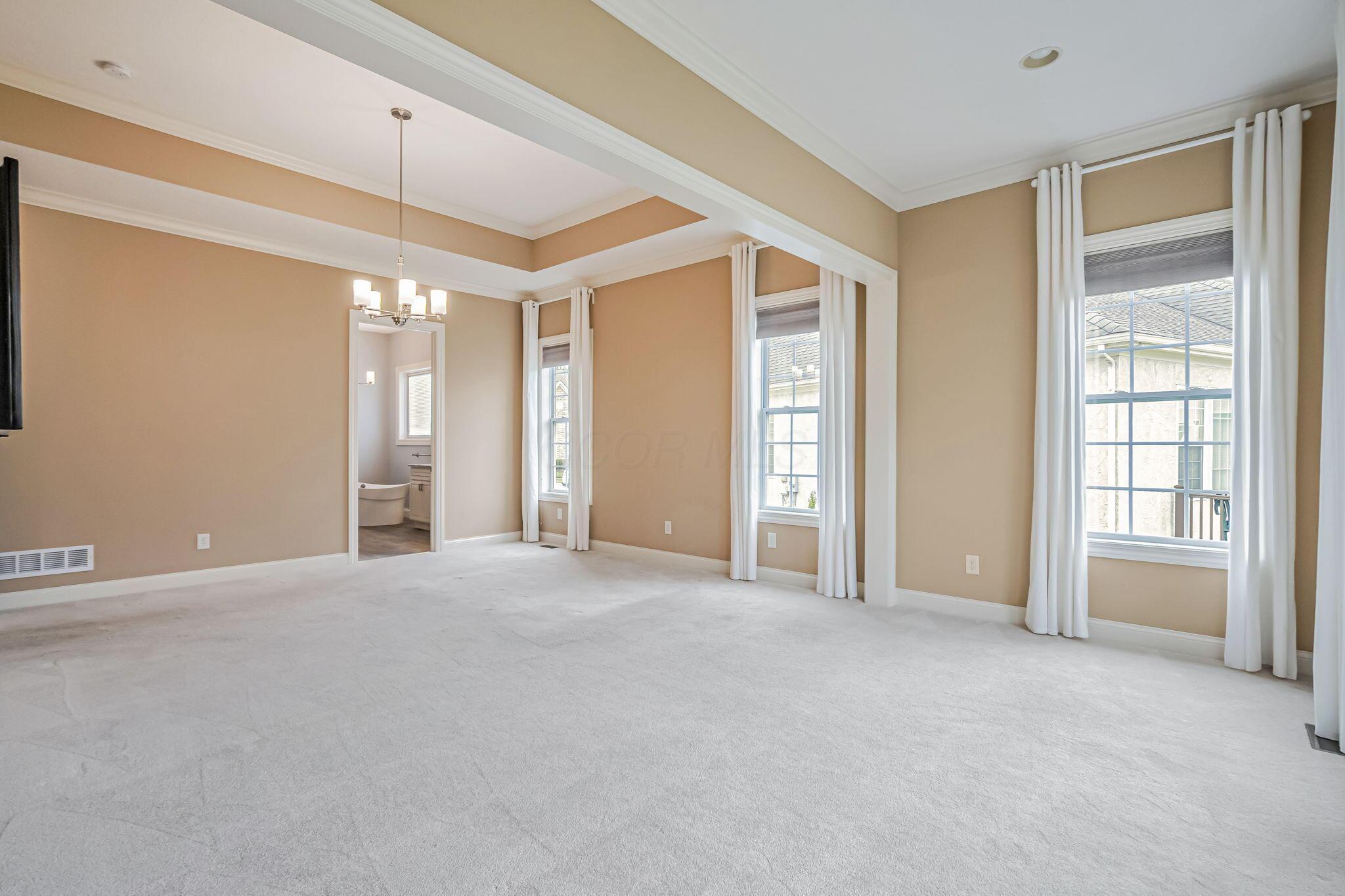 6016 Tournament Drive, Westerville, Ohio image 24