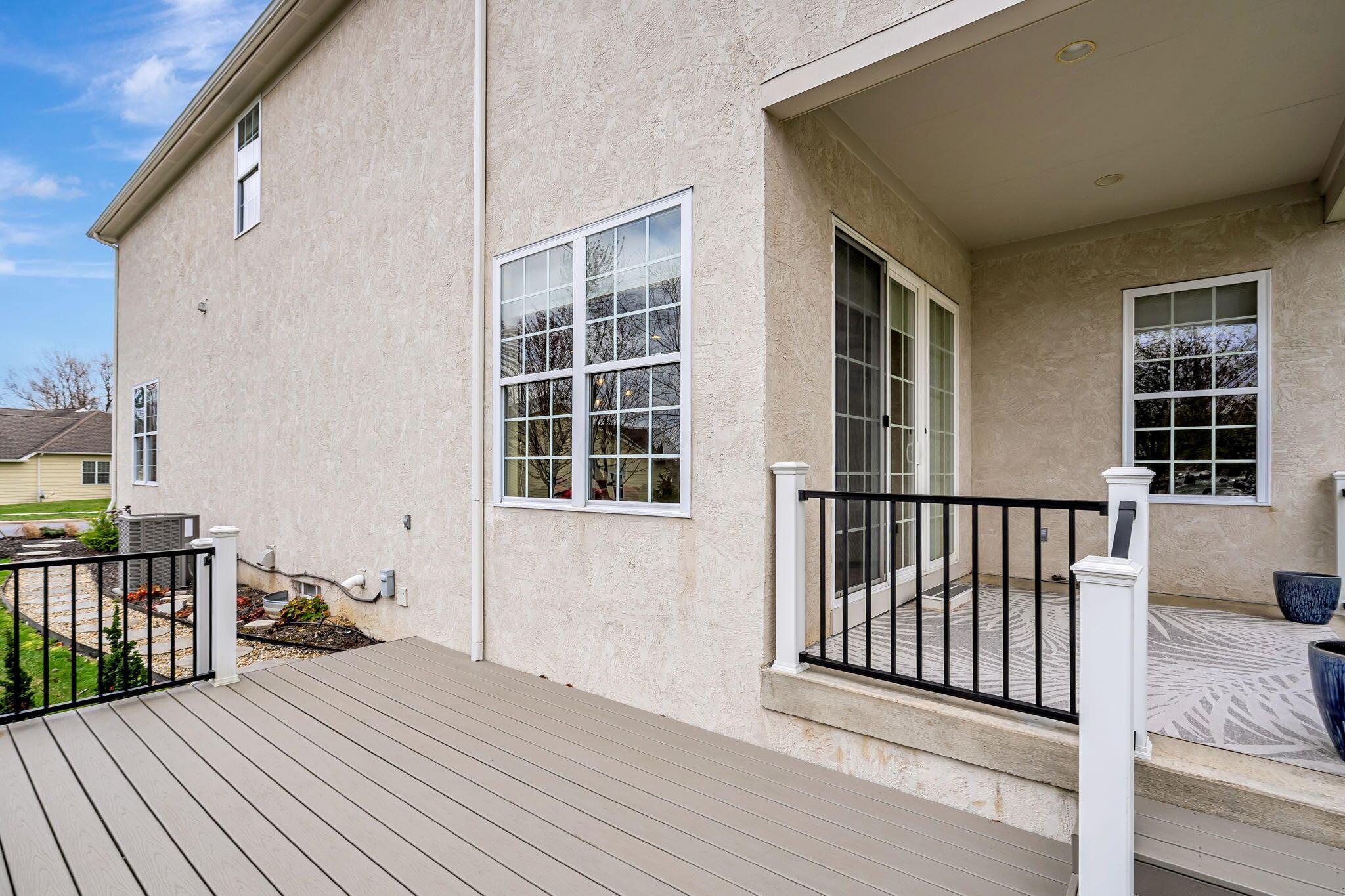 6016 Tournament Drive, Westerville, Ohio image 44