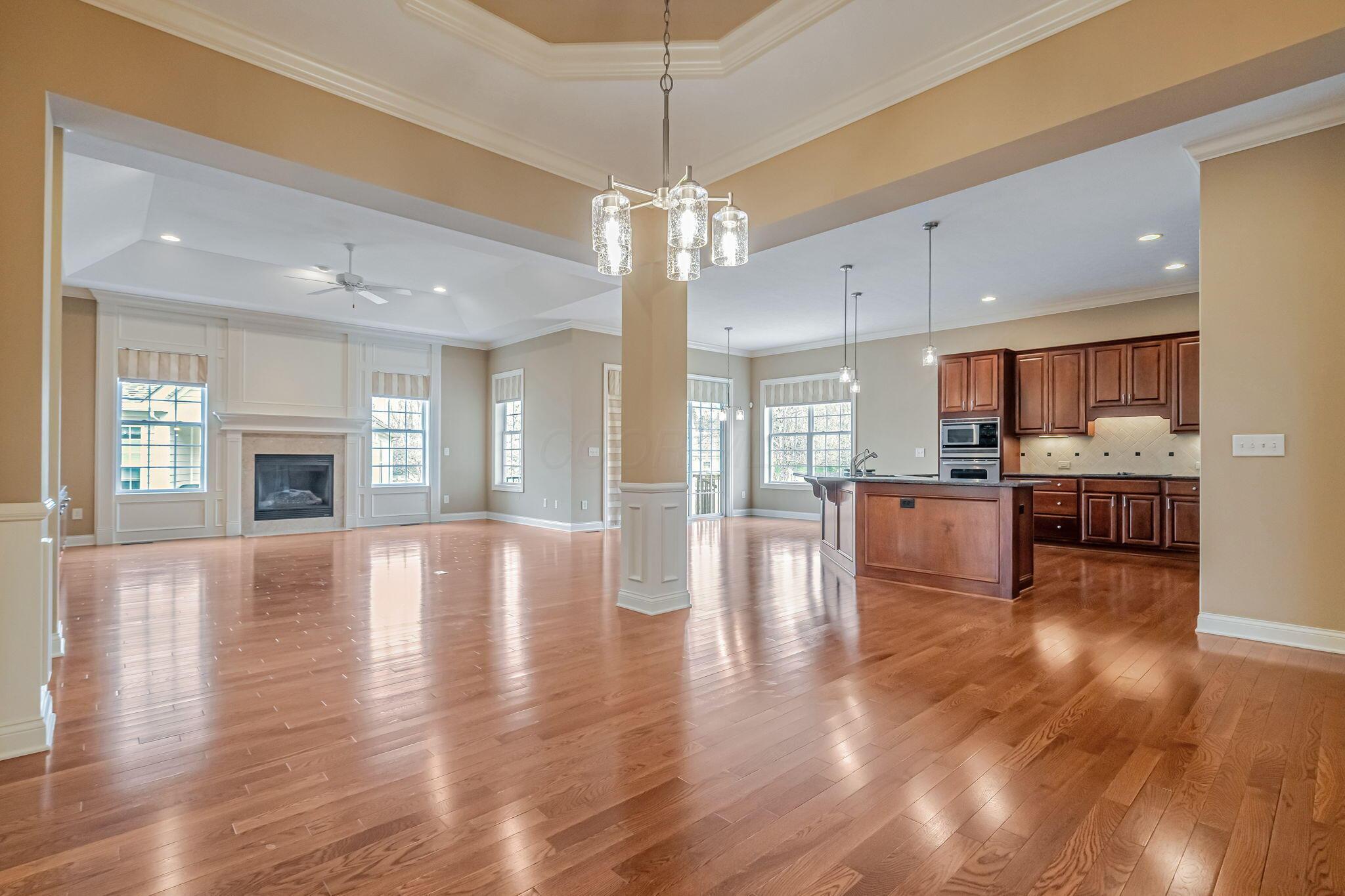 6016 Tournament Drive, Westerville, Ohio image 20