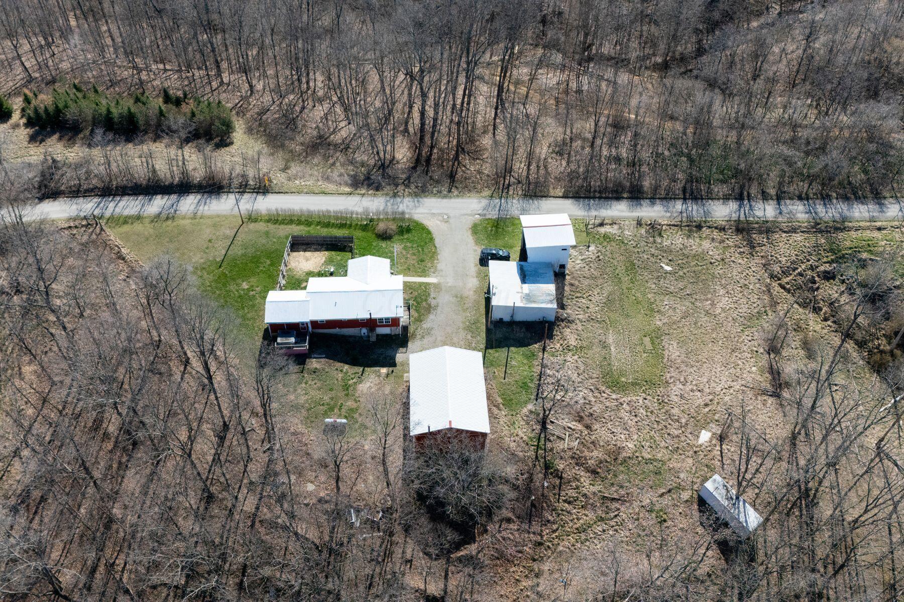 9035 Dozer Ridge Road, Blue Rock, Ohio image 46
