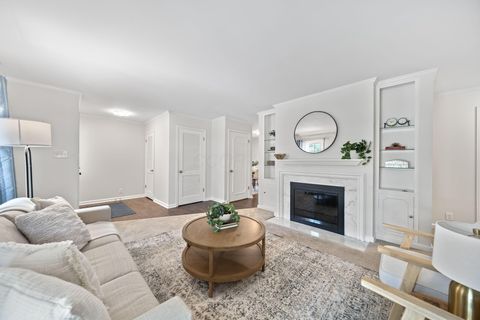 Photo of 1631 Roxbury Road A1 #A1, Columbus, OH 43212 (MLS # 226000606)