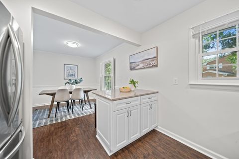 Tiny photo for 1631 Roxbury Road A1 #A1, Columbus, OH 43212 (MLS # 226000606)