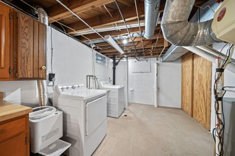 Tiny photo for 1631 Roxbury Road A1 #A1, Columbus, OH 43212 (MLS # 226000606)