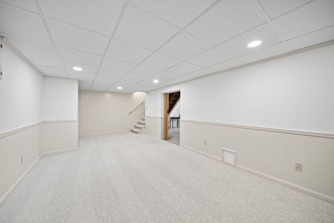 Tiny photo for 1631 Roxbury Road A1 #A1, Columbus, OH 43212 (MLS # 226000606)