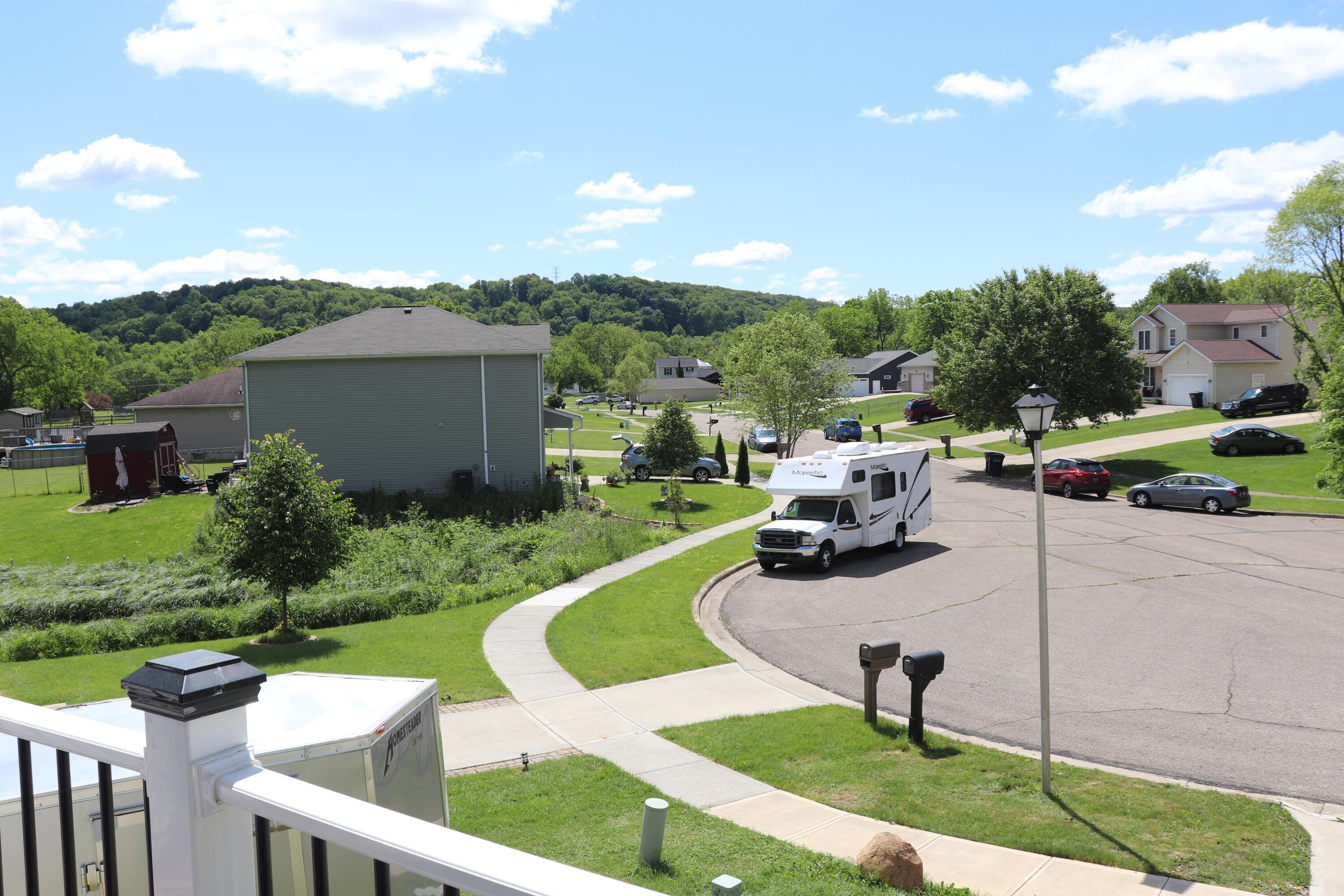 187 Twin Creek Way, Lancaster, Ohio image 2
