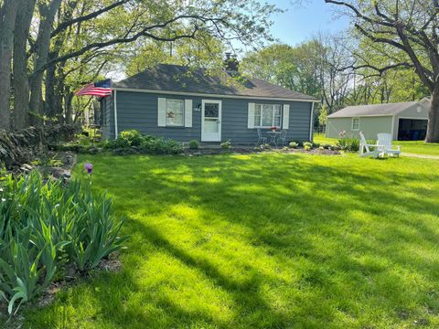 Photo of 143 S Riverview Street, Dublin, OH 43017 (MLS # 225033651)