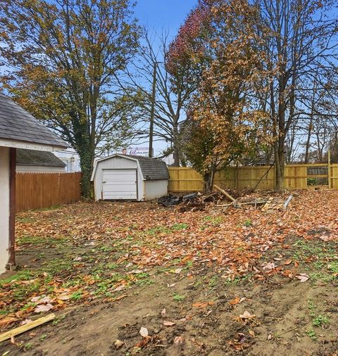 Photo of 731 S Napoleon, Columbus, OH 43213 (MLS # 226001820)