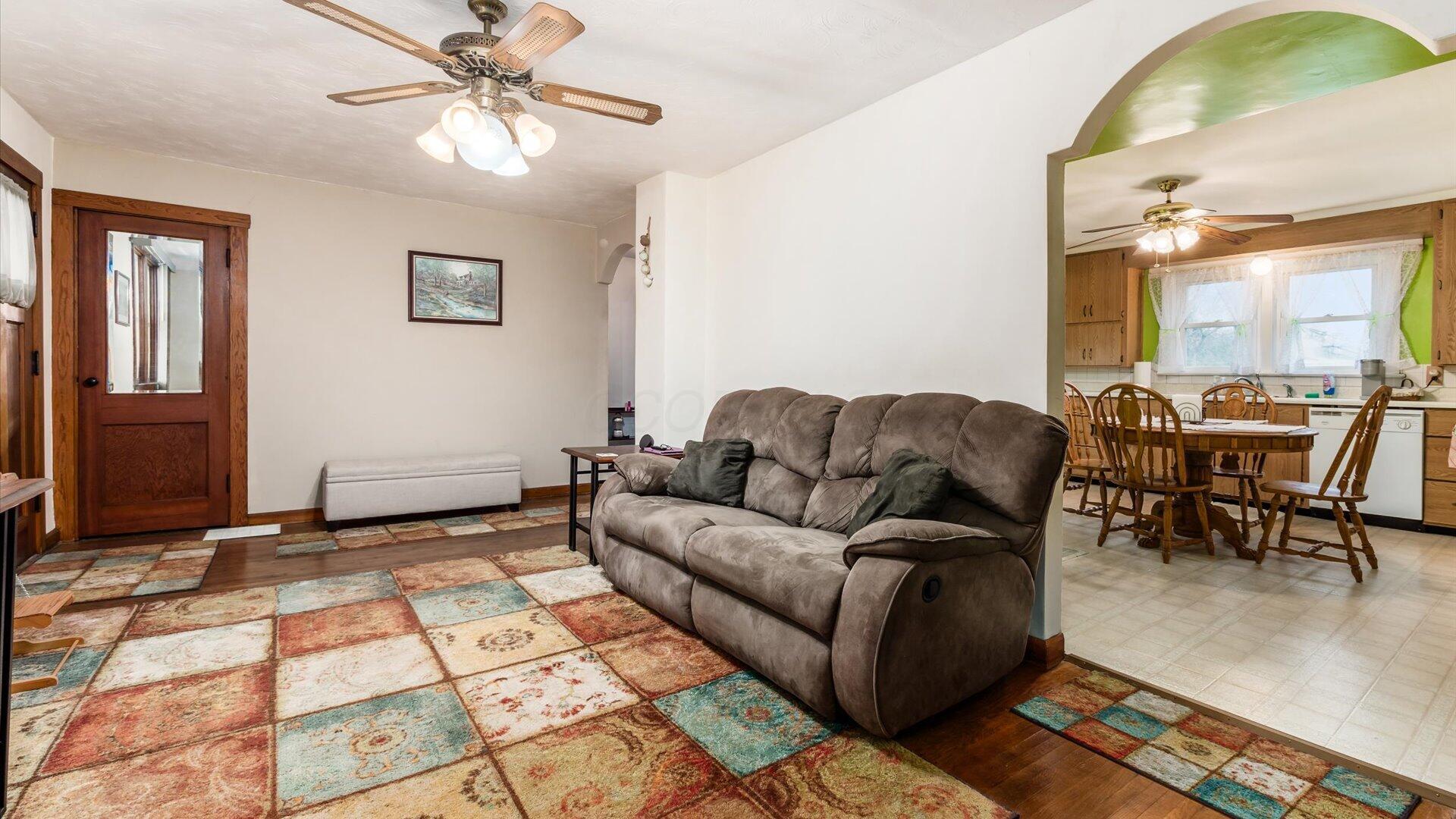 132 S Maple Heights, New Lexington, Ohio image 8