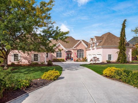Photo of 229 Players Club Court, Commercial Point, OH 43116 (MLS # 225039443)