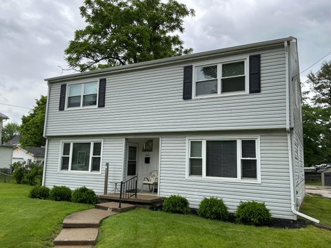 Photo of 202 N 11th Street, Newark, OH 43055 (MLS # 226020188)